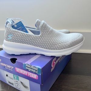 New Womens Skechers